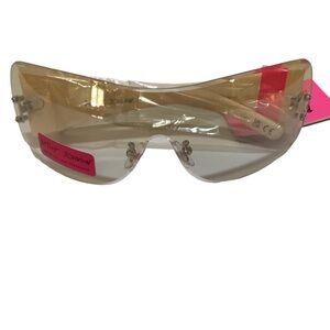 Betsey Johnson 126mm Shield Sunglasses New